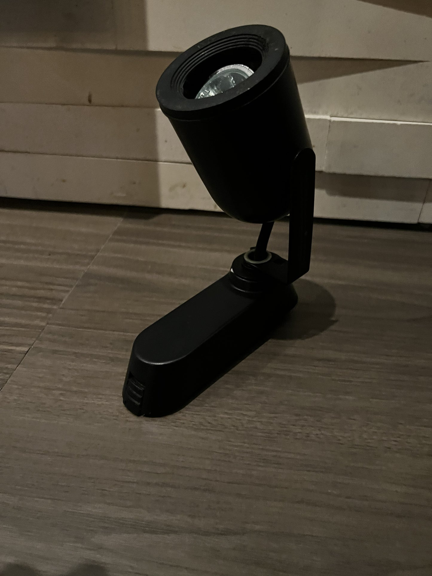 TRACK Lighting