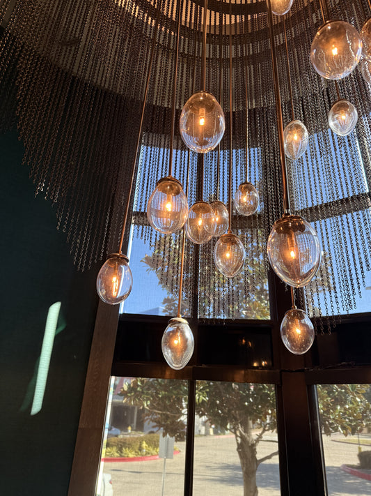 CHANDELIER Chain with Globes (Miniature Lamp - DC Bayonet Base)