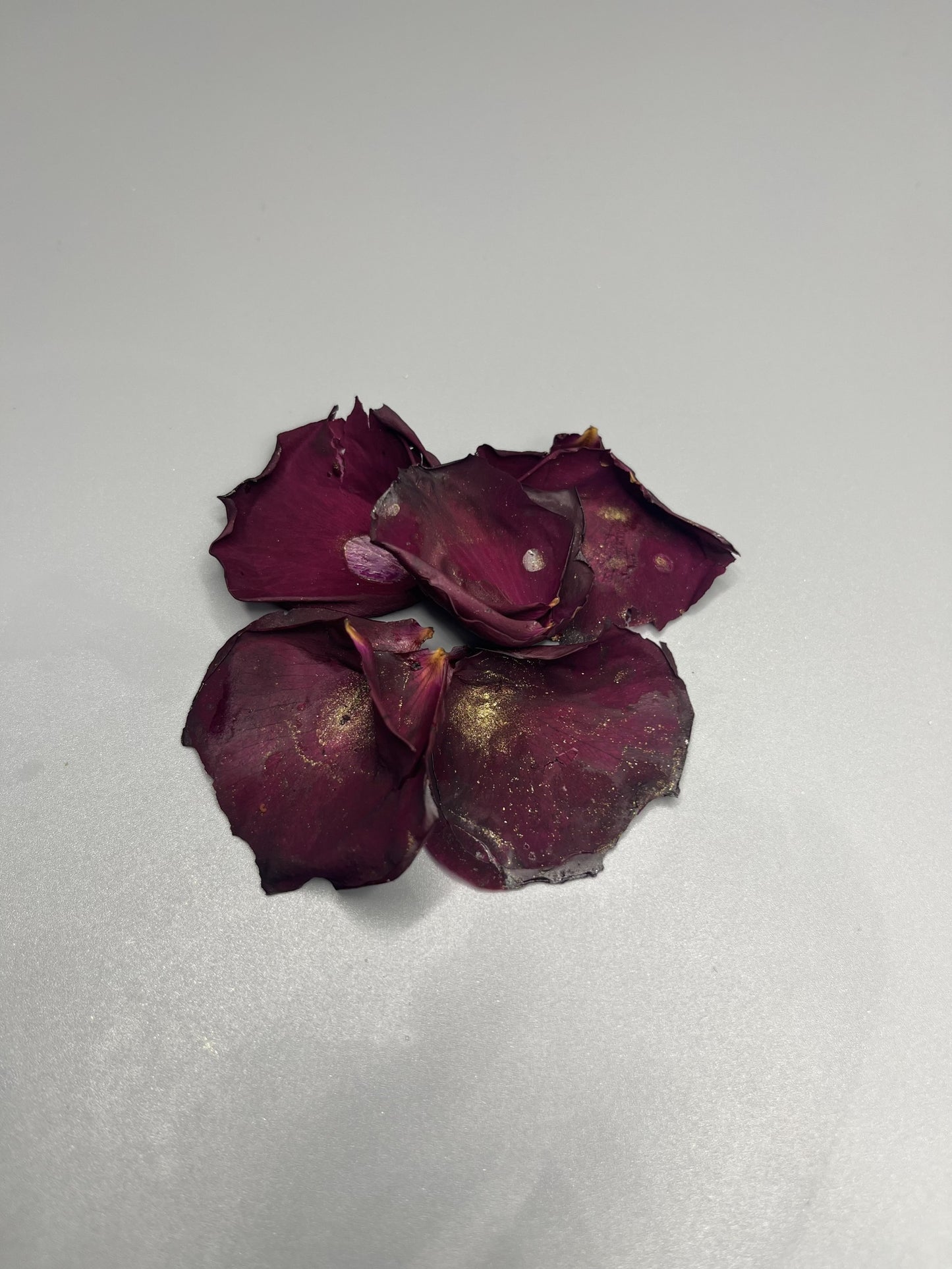 Silver-Flaked Rose Petals (100 Ct) - (BEV - Online)