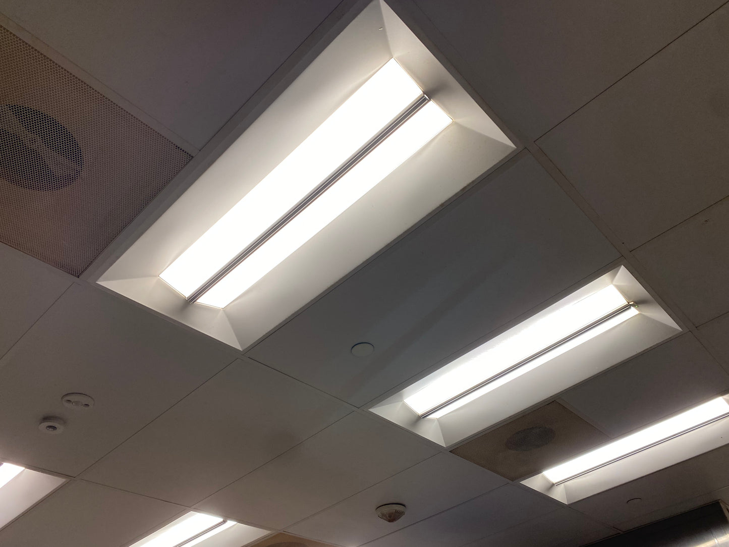 KITCHEN Fluorescent Tube Light