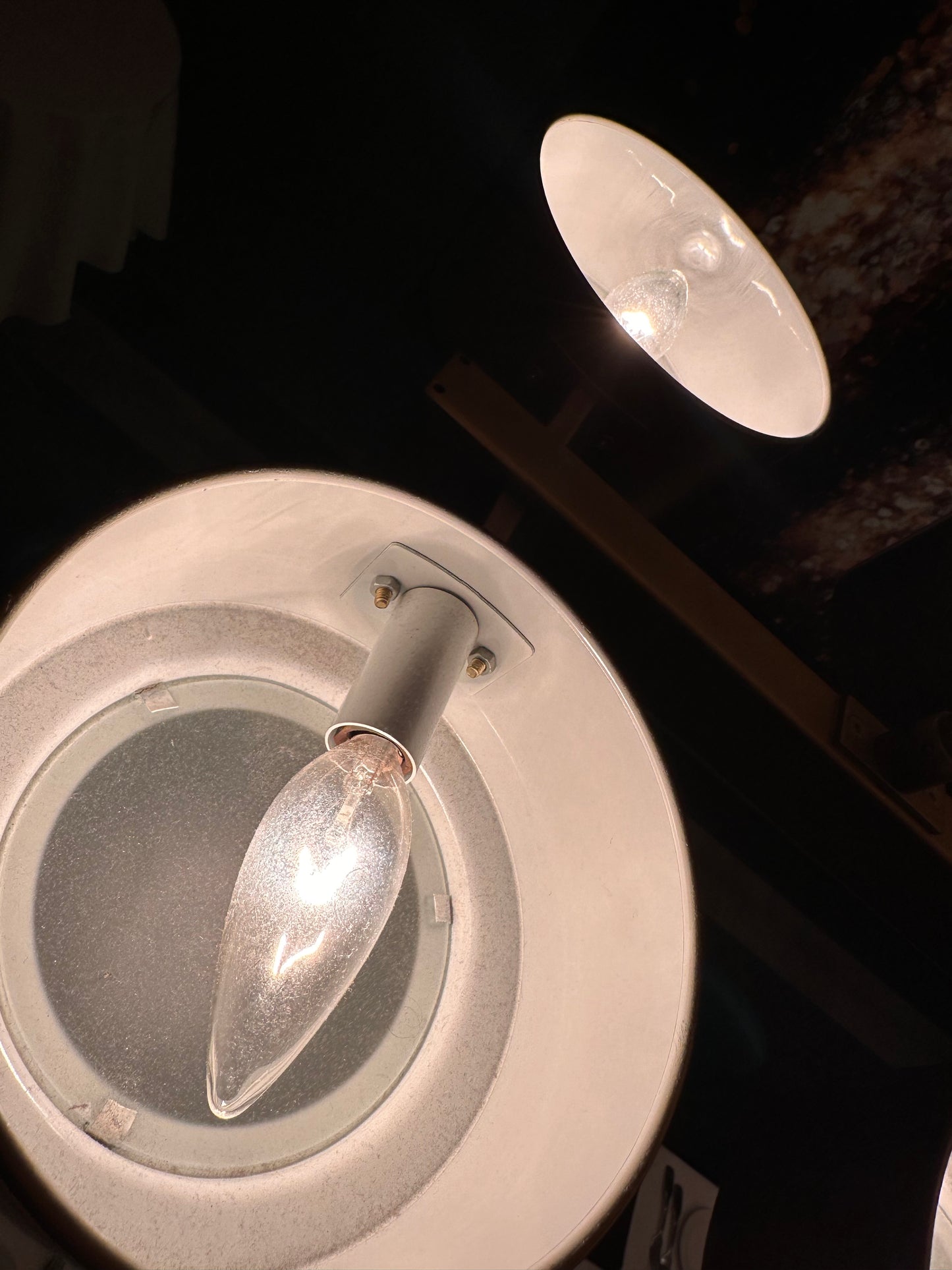 CHANDELIER Multi-Light Linear (incomplete)