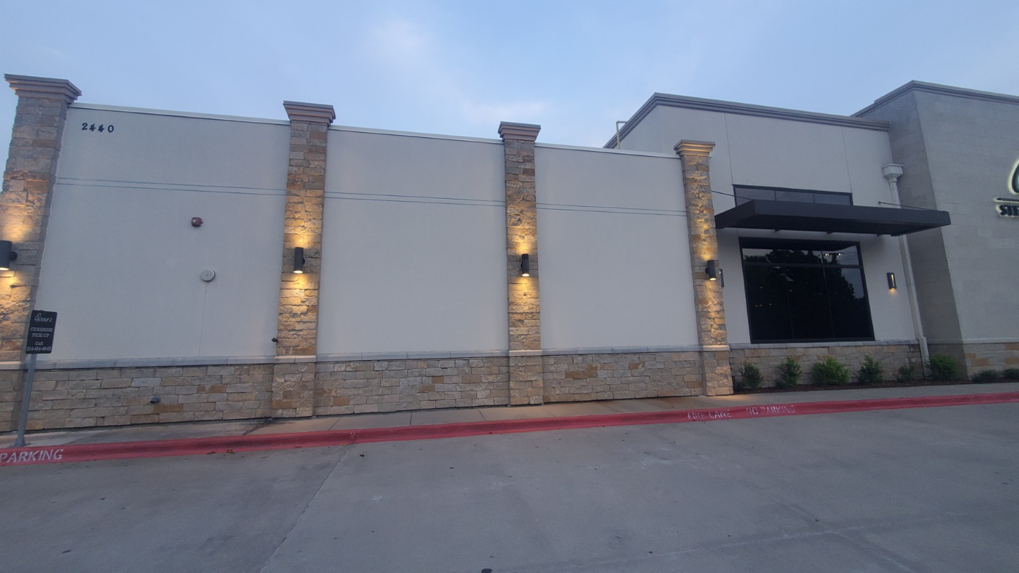 EXTERIOR Up/Down Sconce (PAR 38)